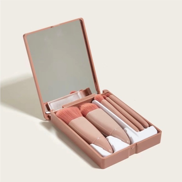 Travel Size Mini Makeup Brushes, travel Set 13 pieces, Airport friendly. - Picture 8 of 10